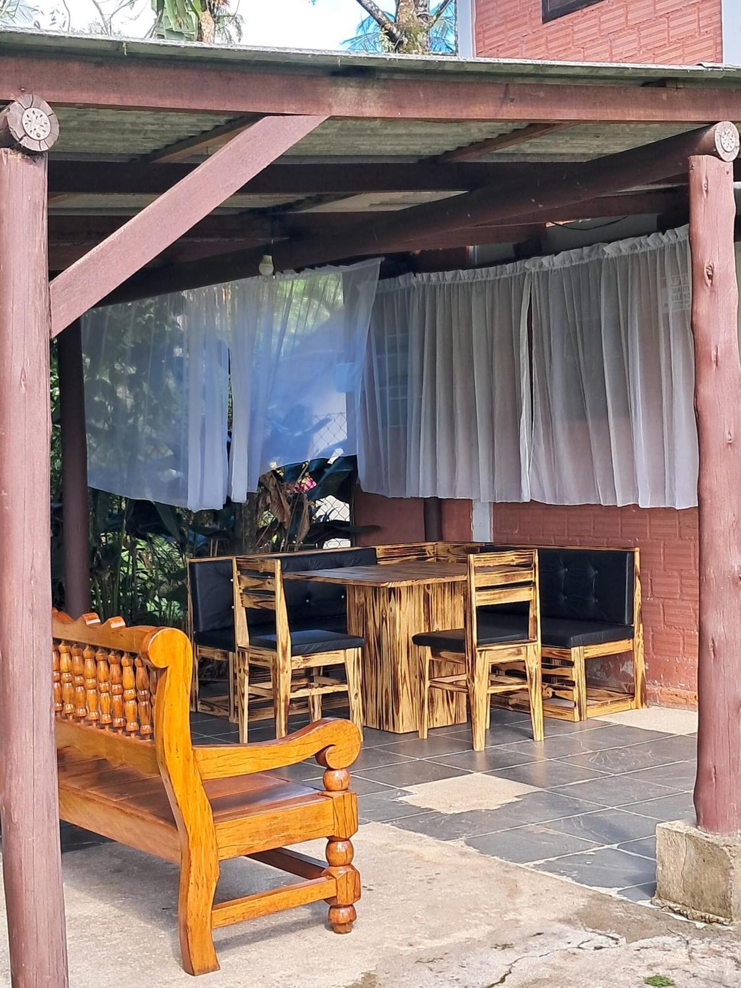 E Restaurante Dona Siroba Guest house